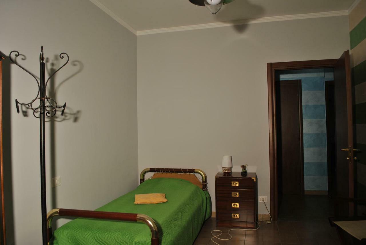 La Primula Apartment Ceparana Exterior photo